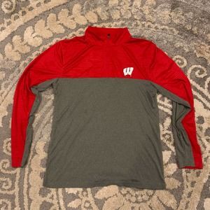 Wisconsin Badgers Fanatics 1/4 Zip 2-Tone Pullover Sweatshirt Men’s Size‎ Medium
